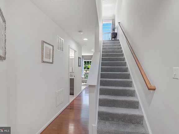 4th image of 15419 Rosemont Manor Dr