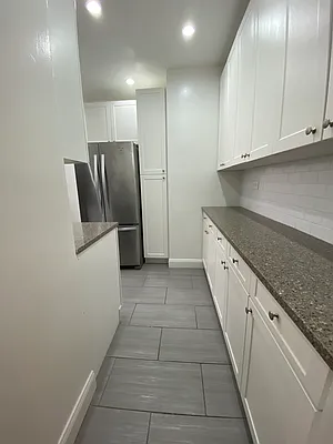 Rented by Kew Forest Realty Inc | media 11
