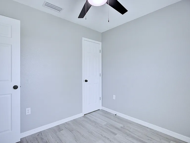 13718 Crow St — Photo 17