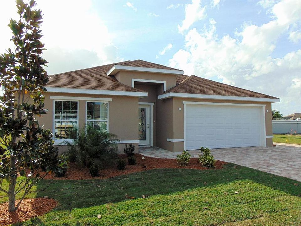 1st image of 1800 Freedom Dr