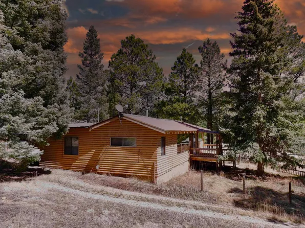 43 Lodge Rd, Taos, NM 87571