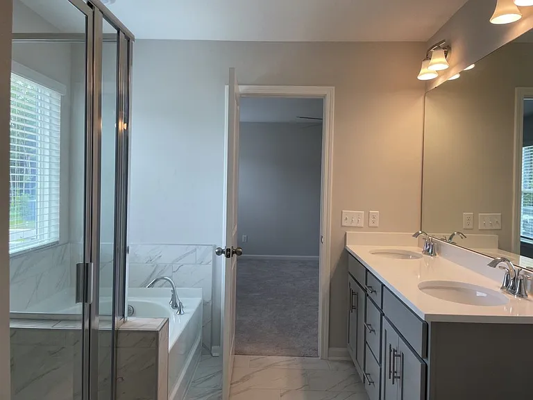 2903 Siebold Dr — Photo 24