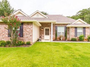 2147 3rd St, Mandeville, LA 70471