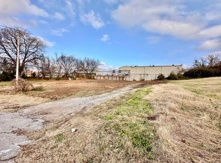 1423 Bates St, Batesville, AR 72501