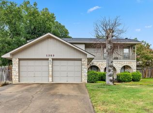 1303 Creekview Dr, Round Rock, TX 78681