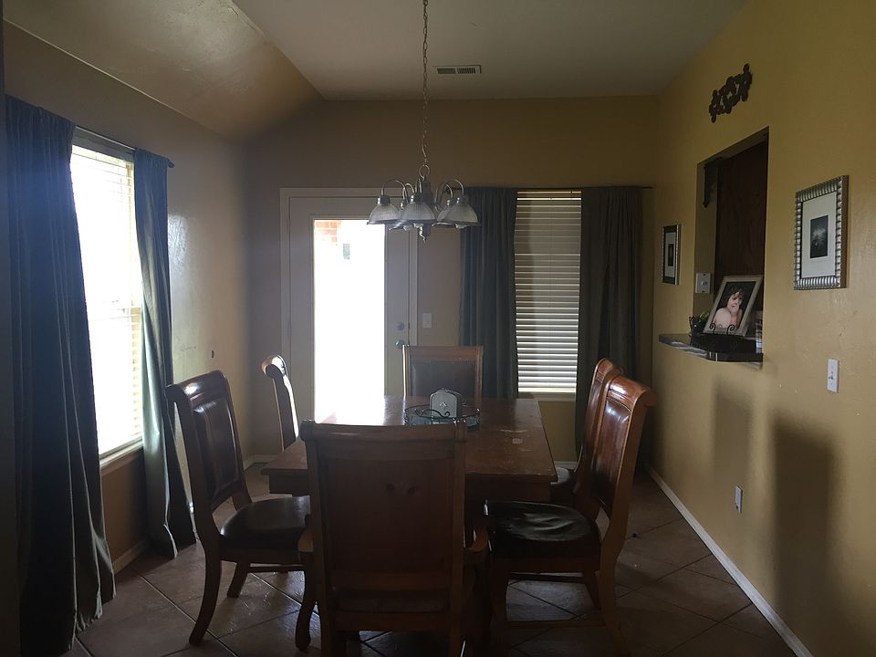 1st image of 11024 NW 106th Cir
