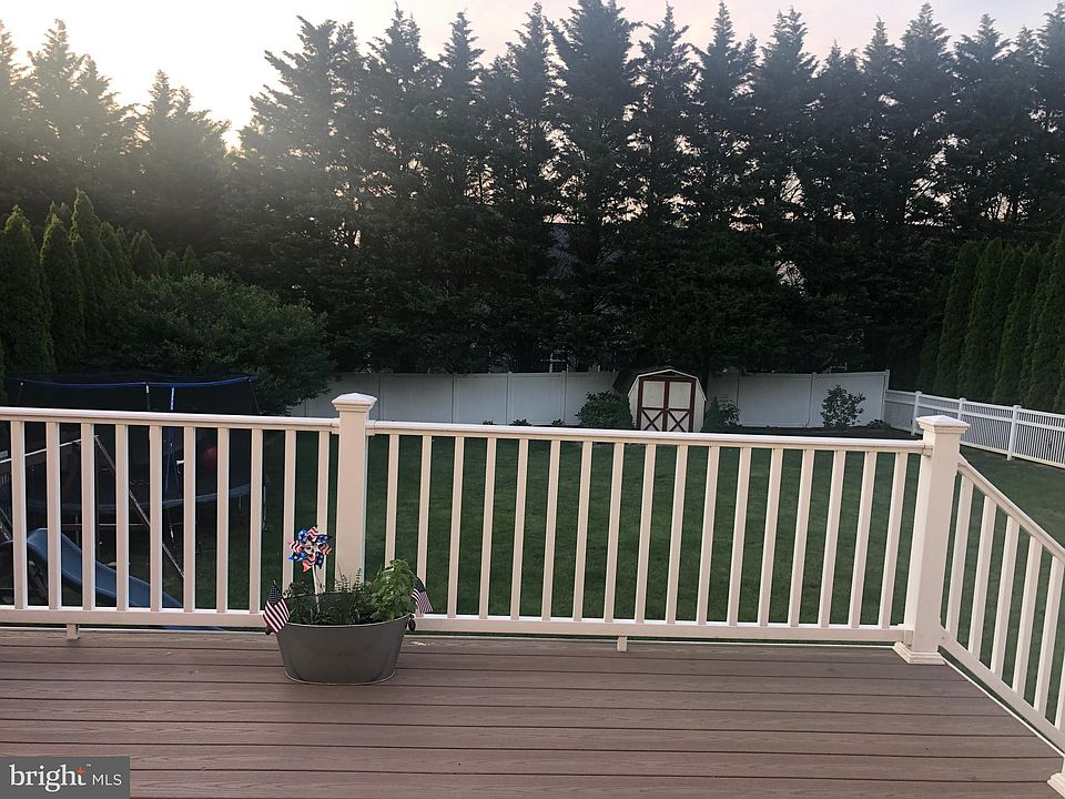 2nd image of 5 Manor Ct