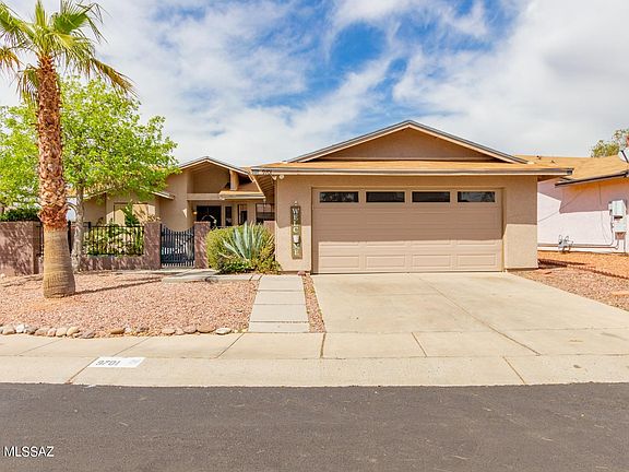3rd image of 9701 N Donegal Pl