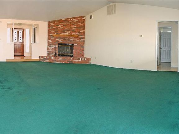 3rd image of 13425 Stoneridge Dr