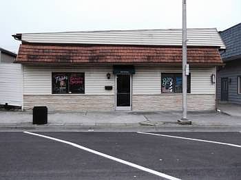 1st image of 520 Wood Ave E