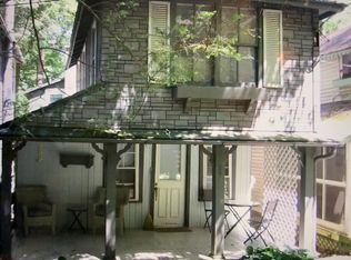 208 Weaver Ave, Mount Gretna, PA 17064
