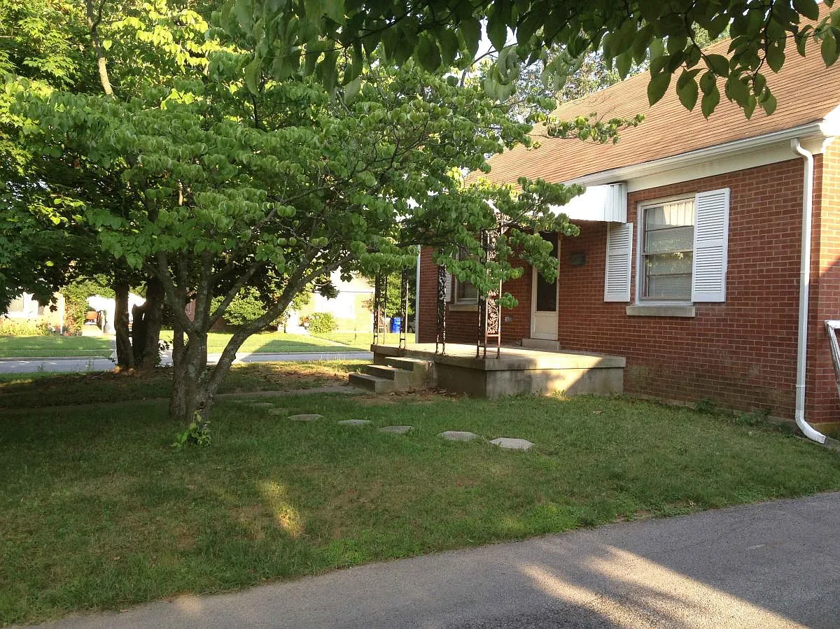 300 Stratford Drive — Photo 2