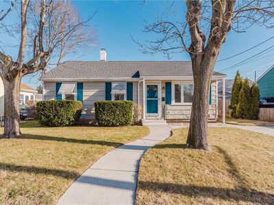 177 Blackburn St, Pawtucket, RI, 02861