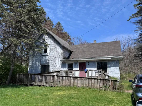 257 Madeline Ave, Benton Harbor, MI 49022