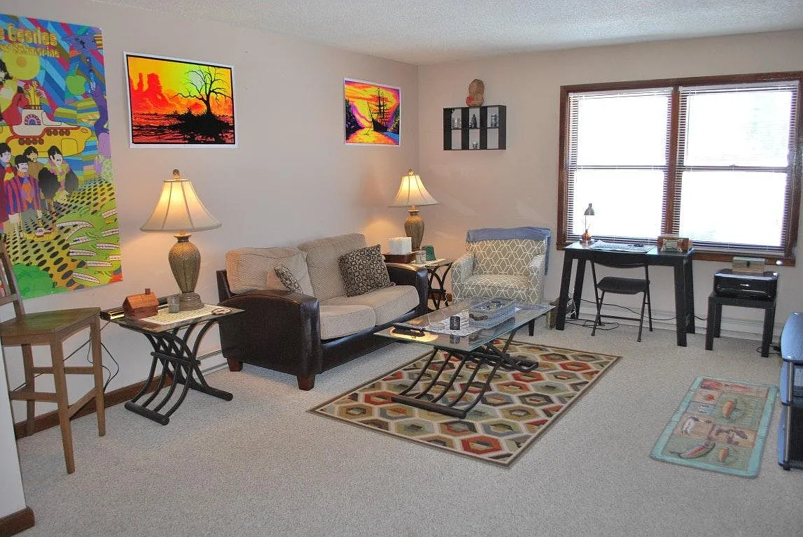 667 Geyser Rd — Photo 1