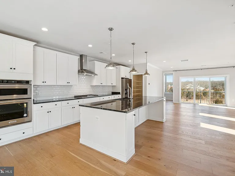 23540 Neersville Corner Ter — Photo 12