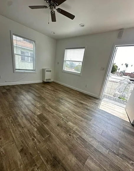 531 W 81st St — Photo 1