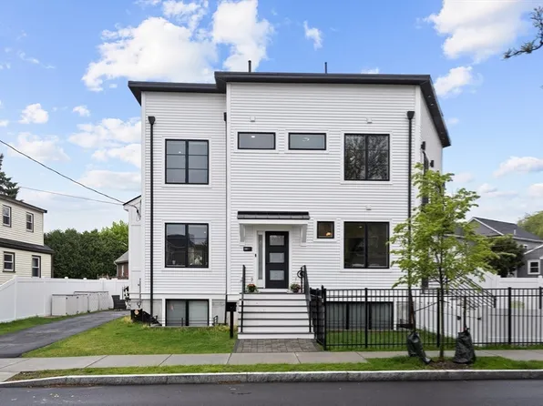 38 Bradshaw St #38, Watertown, MA 02472