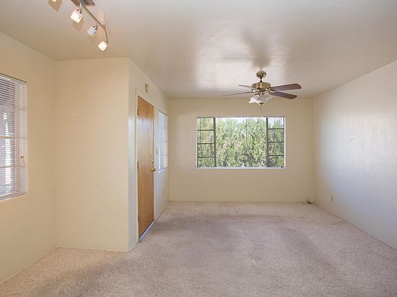 4th image of 2135 N Avenida El Capitan