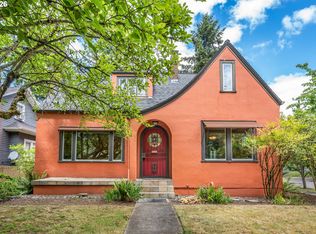 3037 NE Skidmore St, Portland, OR 97211