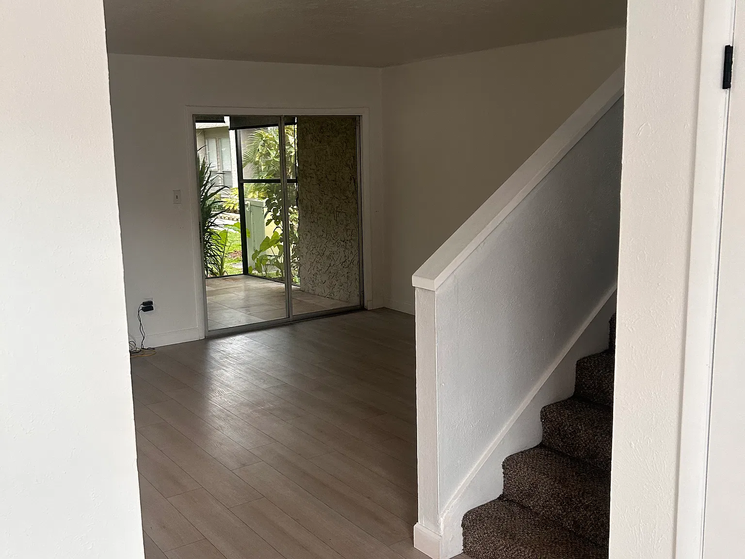 2 bed, 1143 sqft, $2,000 — Photo 1