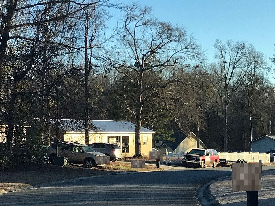 2nd image of 3426 Kingsview Cir