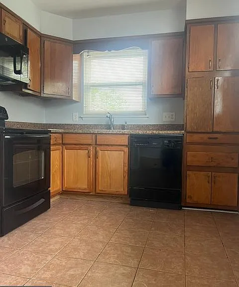 7506 New Hampshire Ave — Photo 10