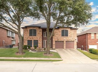 213 Rainsong Dr, Cedar Hill, TX 75104