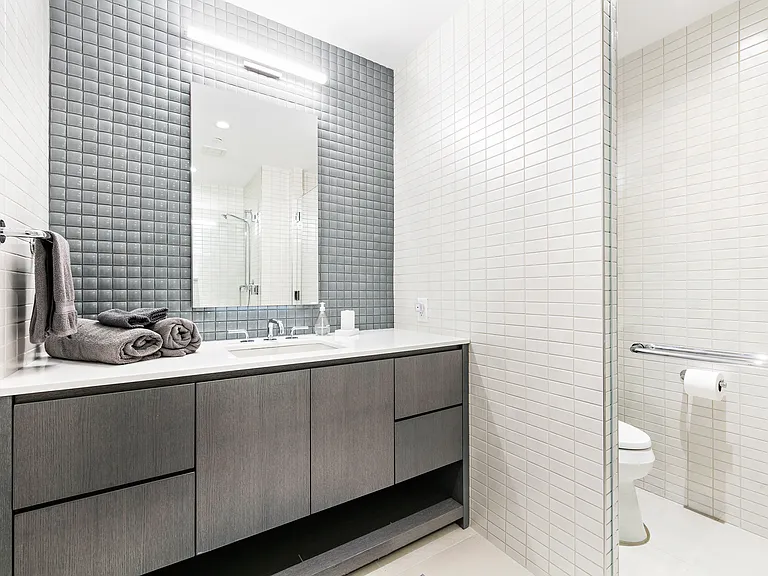 30 Melrose Ter #408 — Photo 20