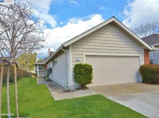 562 Silver Lake Dr, Danville, CA 94526