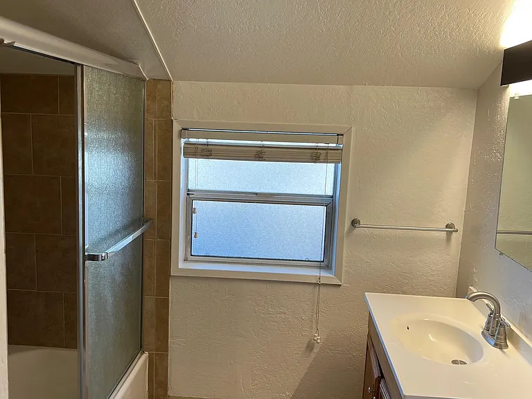 4171 Vineyard Ave #1 — Photo 7