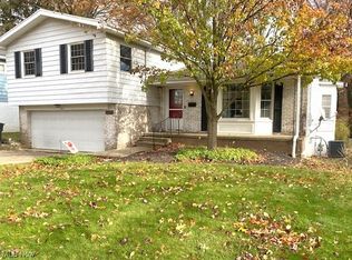 469 Garnette Rd, Akron, OH 44313