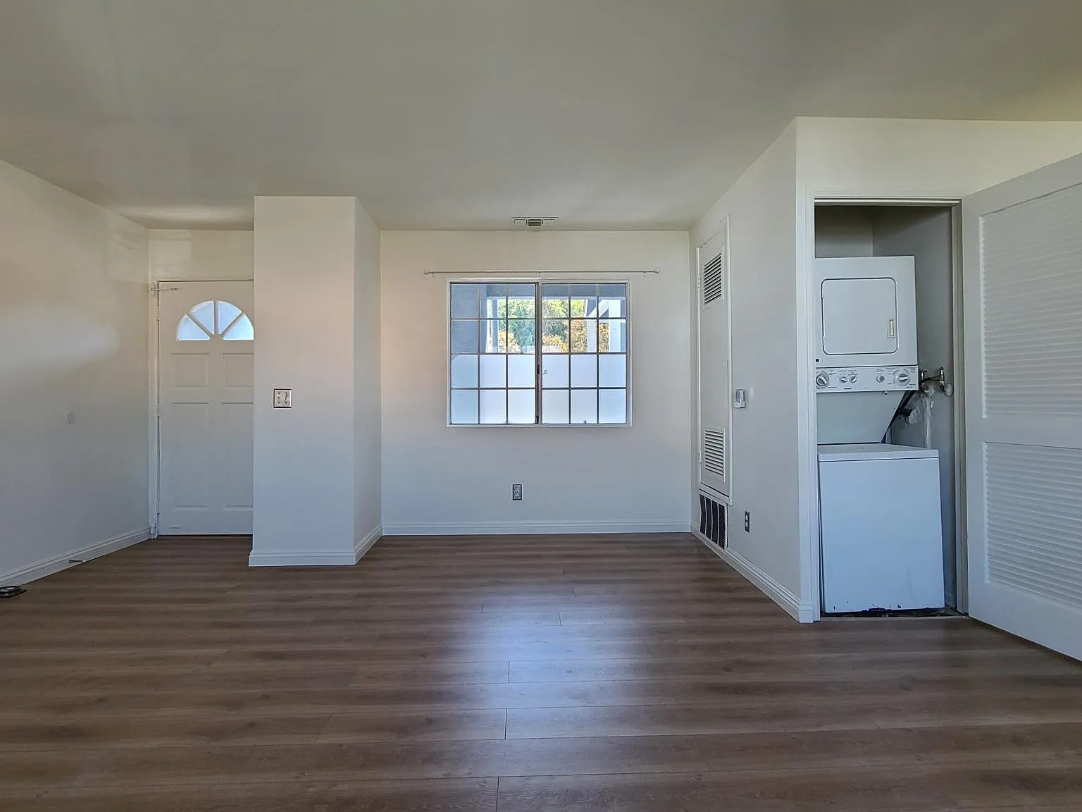 3 bed, 1130 sqft, $3,400 — Photo 4