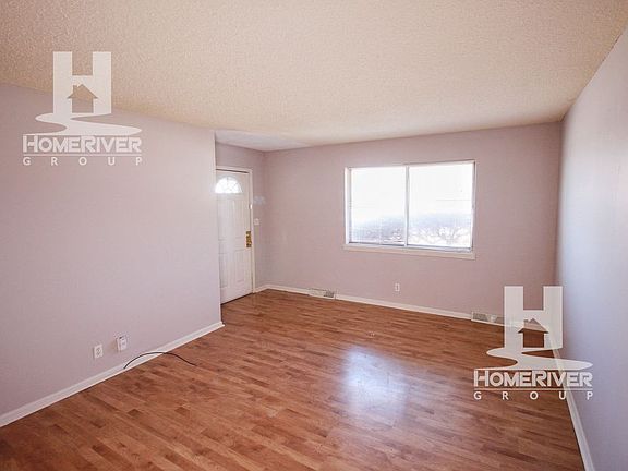 3rd image of 5212 Farley Ct