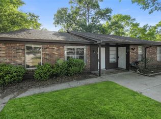 217 Lazy Ln Unit B, Conroe, TX 77301