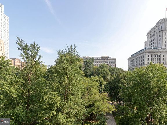 3rd image of 604-36 S Washington Sq #504