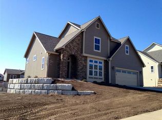 3905 Blazing Star Ct, Lawrence, KS 66049