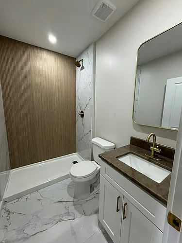 2416 N Charles St #3 Photo 1