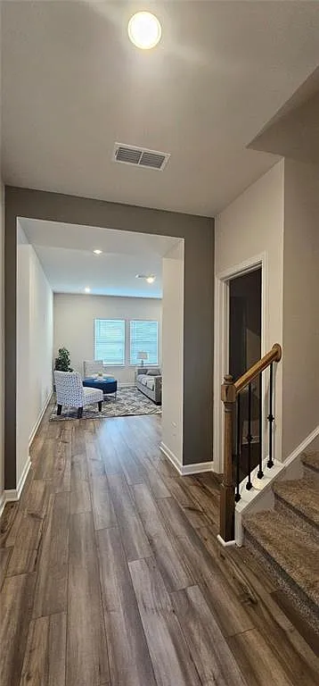 3 bed, 2.5 bath, 1842 sqft, $2,950 — Photo 2