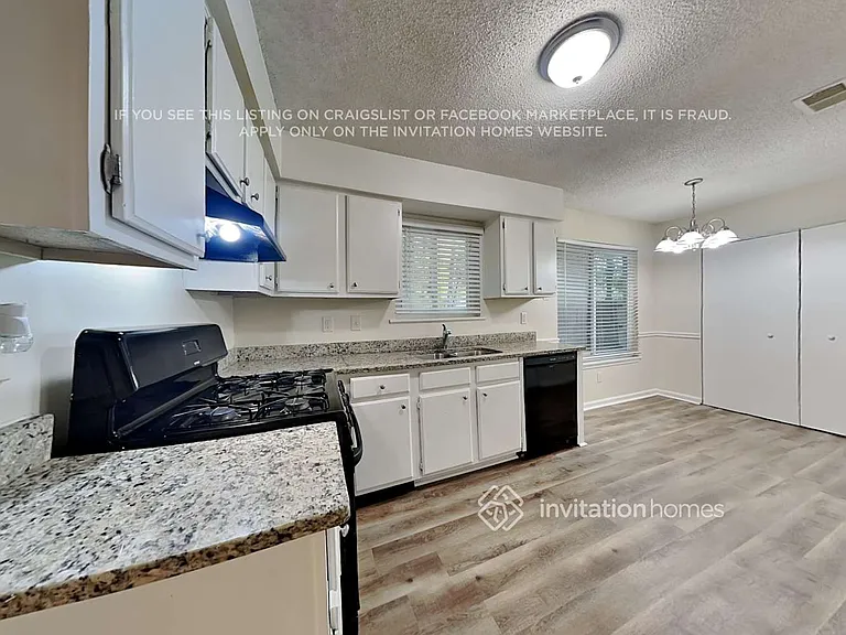 3226 Montheath Ct — Photo 8