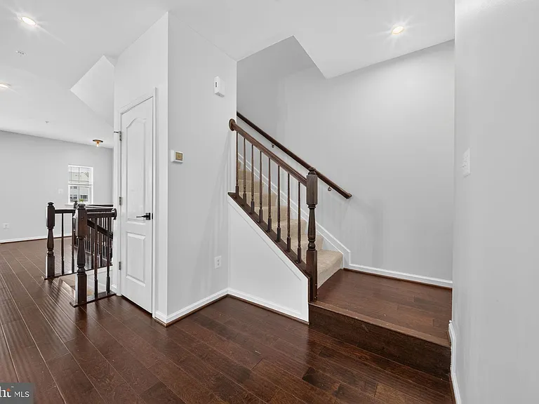 7906 Marietta Dr — Photo 19