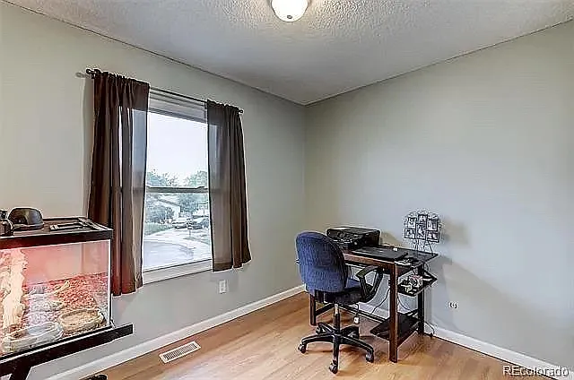 1823 E 98th Pl — Photo 15