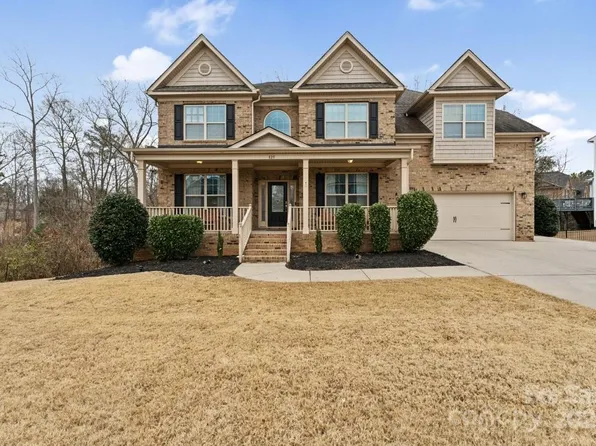 829 Palmetto Bay Dr, Fort Mill, SC 29715