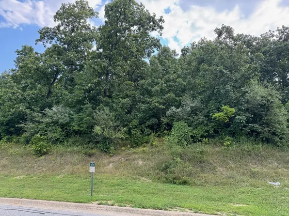 71 Morena Ter, Crown Point, IN 46307