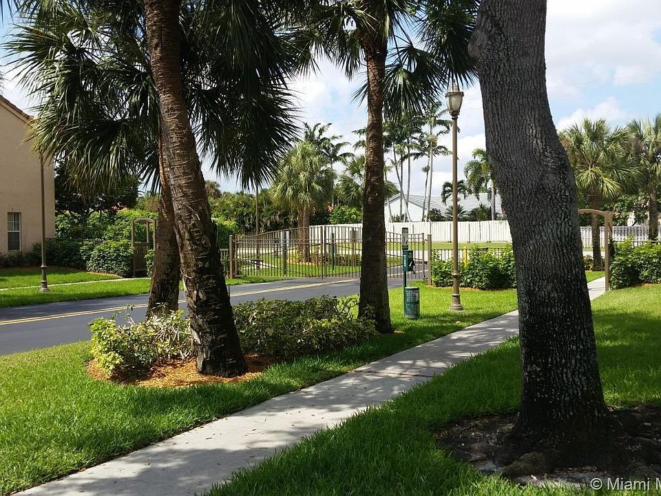 2nd image of 9445 Boca River Cir