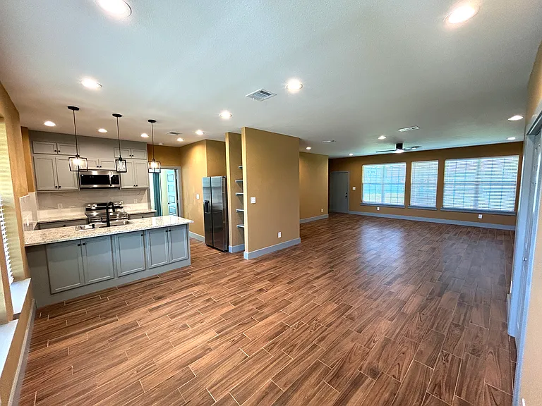 4534 N Shore Dr — Photo 23