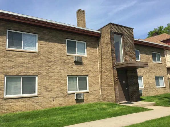 4780 State Rd, Cleveland, OH 44109