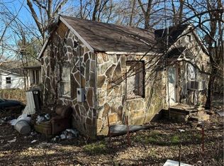 207 Campbell St, Berryville, AR 72616