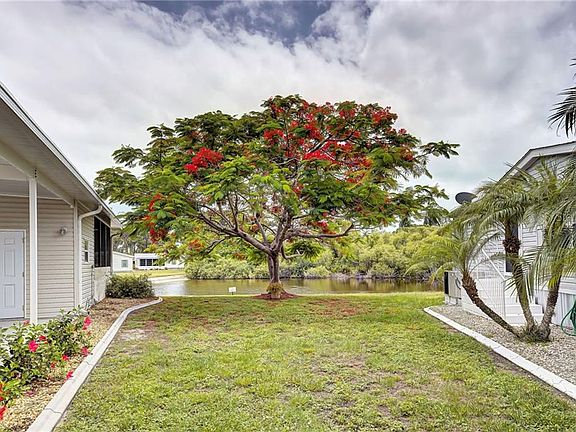 5th image of 9222 Pinehaven Way