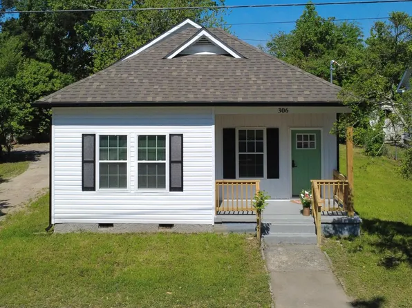 306 Martin Luther King Junior Drive, Smithfield, NC 27577